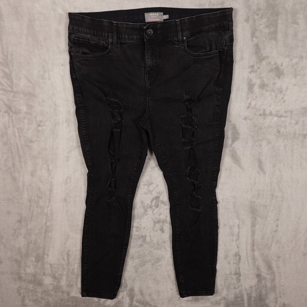 Torrid Bombshell Skinny Jeans Women’s 18R Black Distressed Stretch Denim